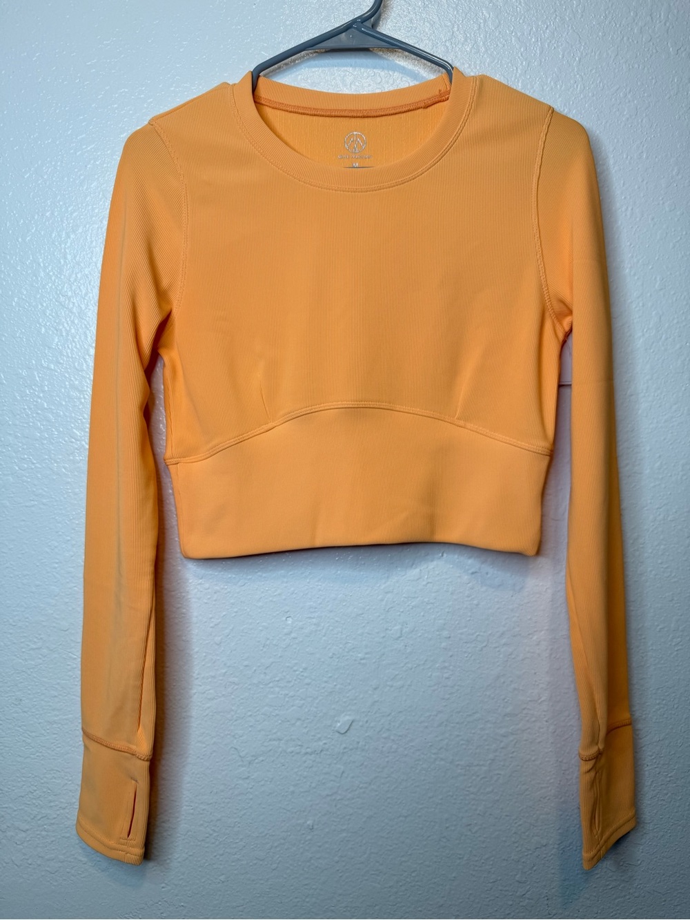 Move Theology Orange Long Sleeve Ribbed Crop Top Thumbholes Size Medium Gym